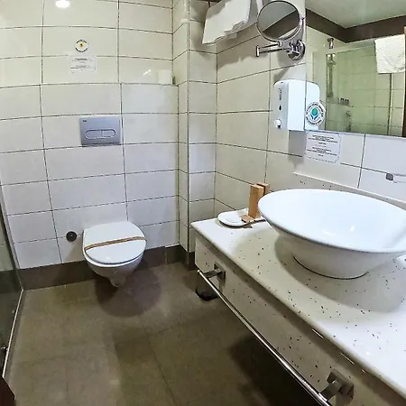 Marrakesch Tuzla 酒店 *